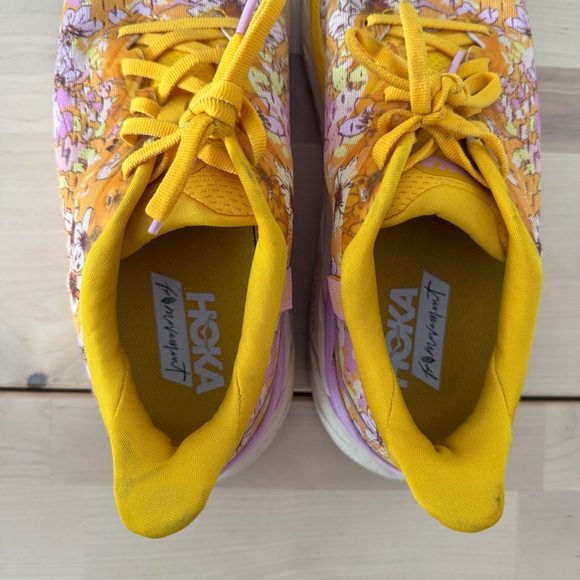 RARE Hoka x FP Movement Clifton 8 Golden Coast Floral, size 8.5 - Picture 5 of 7
